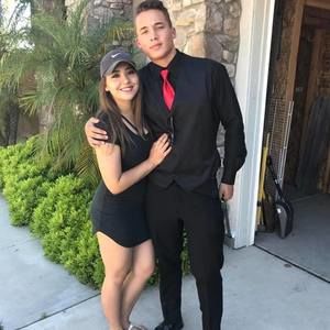 Meet your Posher, Chloe